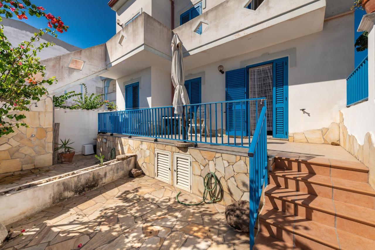 Casa Vacanze 21 Aprile - T Calasetta Zewnętrze zdjęcie