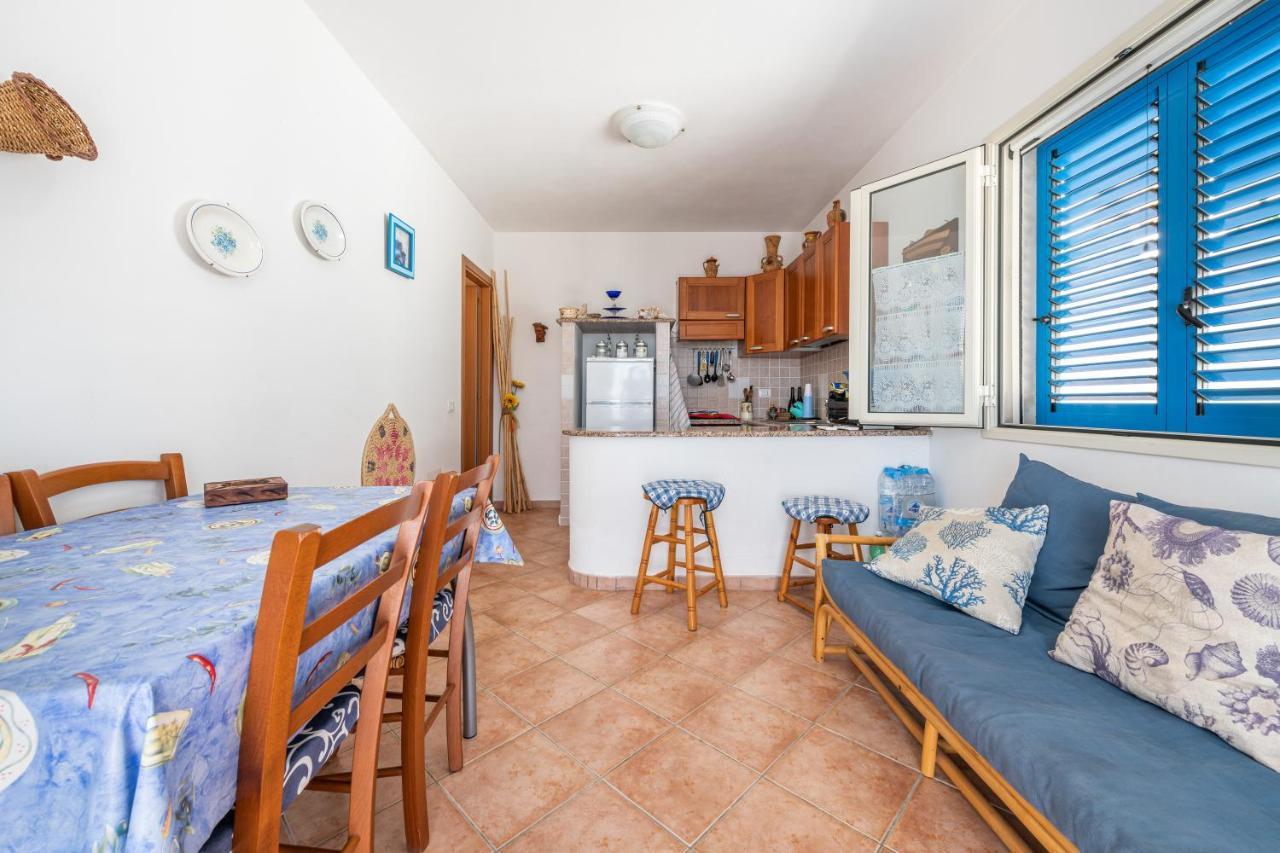 Casa Vacanze 21 Aprile - T Calasetta Zewnętrze zdjęcie