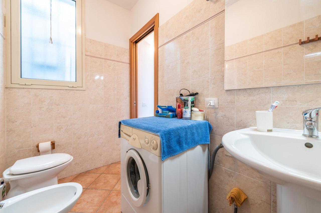 Casa Vacanze 21 Aprile - T Calasetta Zewnętrze zdjęcie