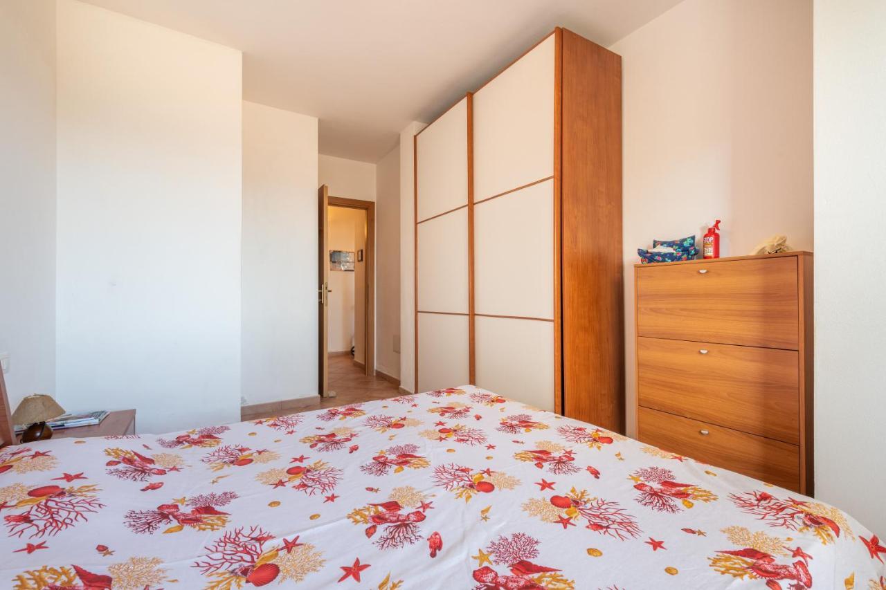 Casa Vacanze 21 Aprile - T Calasetta Zewnętrze zdjęcie